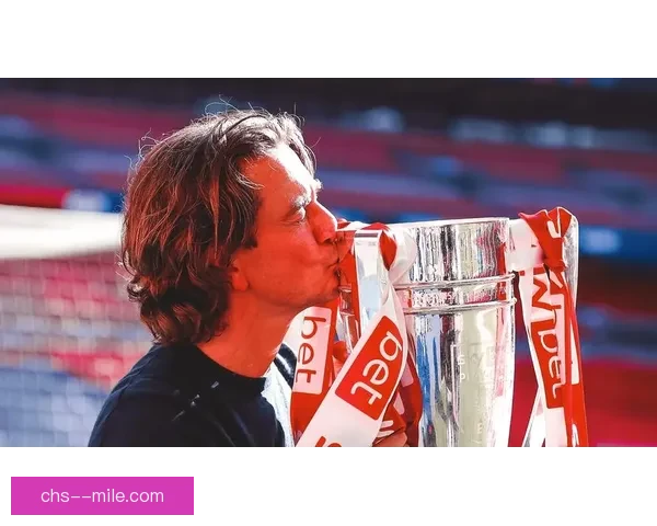 姆贝乌莫带领小蜜蜂崛起成为绝对核心，助力球队重回巅峰之路